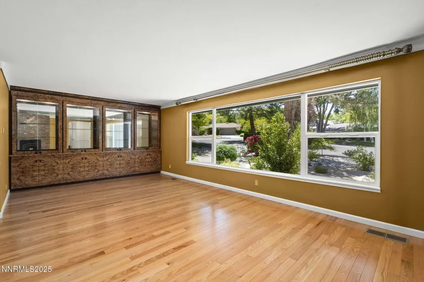 2645 Monterey, Reno, Nevada 89509, 3 Bedrooms Bedrooms, ,3 BathroomsBathrooms,Residential,Residential,Monterey,250050835