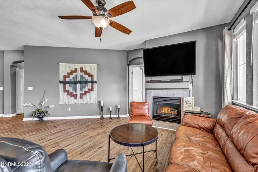 6230 Ingleston, Sparks, Nevada 89436, 2 Bedrooms Bedrooms, ,2 BathroomsBathrooms,Residential,Residential,Ingleston,250052524