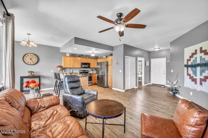 6230 Ingleston, Sparks, Nevada 89436, 2 Bedrooms Bedrooms, ,2 BathroomsBathrooms,Residential,Residential,Ingleston,250052524