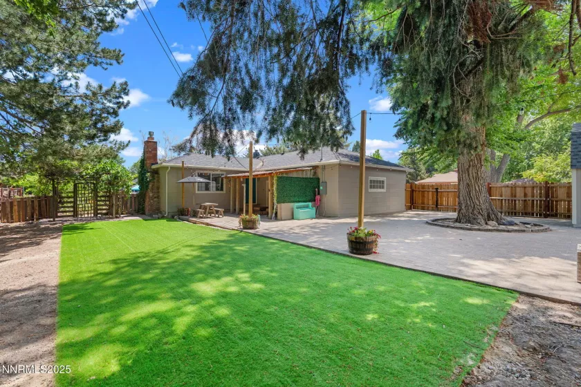 1905 Von, Reno, Nevada 89509, 3 Bedrooms Bedrooms, ,3 BathroomsBathrooms,Residential,Residential,Von,250052526