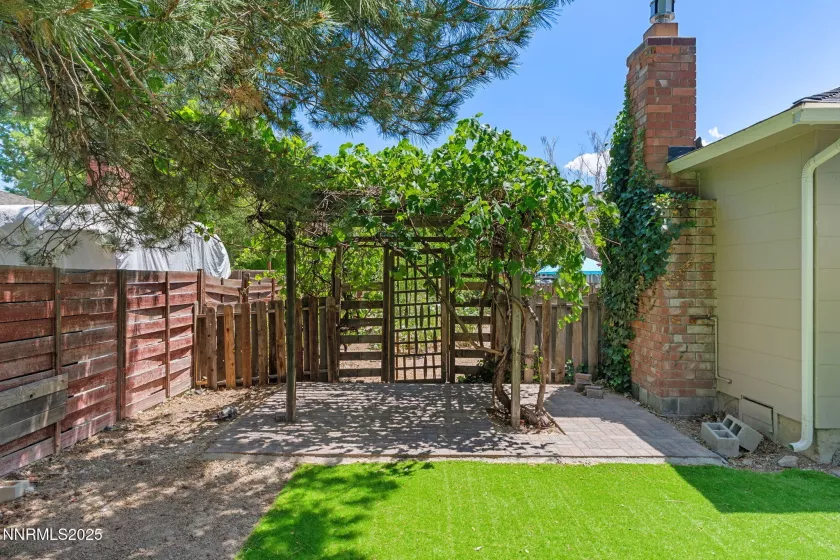 1905 Von, Reno, Nevada 89509, 3 Bedrooms Bedrooms, ,3 BathroomsBathrooms,Residential,Residential,Von,250052526