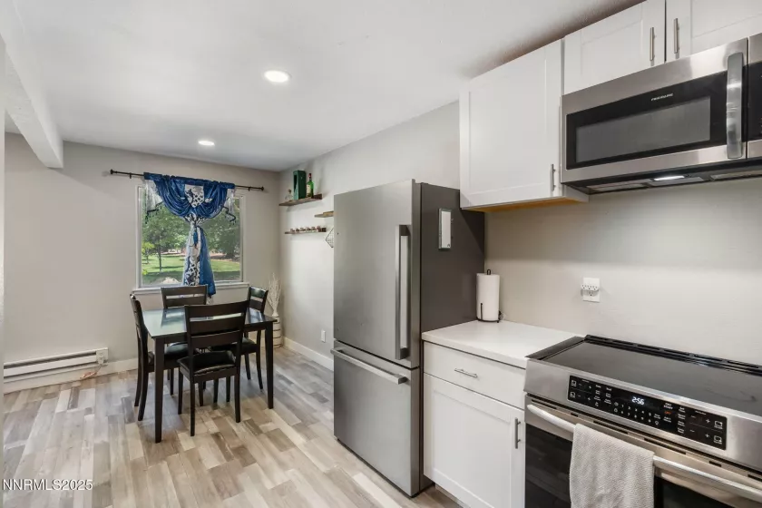 940 Jamaica, Reno, Nevada 89502, 2 Bedrooms Bedrooms, ,1 BathroomBathrooms,Residential,Residential,Jamaica,250052527