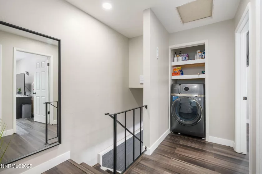 940 Jamaica, Reno, Nevada 89502, 2 Bedrooms Bedrooms, ,1 BathroomBathrooms,Residential,Residential,Jamaica,250052527