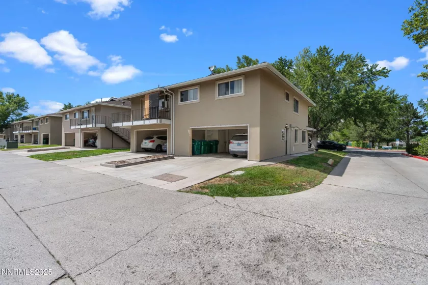 940 Jamaica, Reno, Nevada 89502, 2 Bedrooms Bedrooms, ,1 BathroomBathrooms,Residential,Residential,Jamaica,250052527