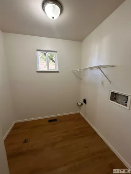 1955 Matteoni, Sparks, Nevada 89434, 3 Bedrooms Bedrooms, ,3 BathroomsBathrooms,Residential Lease,Manufactured,Matteoni,250052529