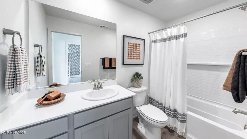 1639 Prancer, Reno, Nevada 89523, 3 Bedrooms Bedrooms, ,3 BathroomsBathrooms,Residential,Residential,Prancer,250052531