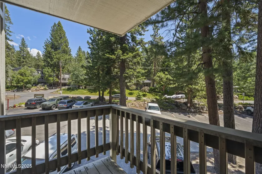 807 Alder, Incline Village, Nevada 89451, 3 Bedrooms Bedrooms, ,3 BathroomsBathrooms,Residential,Residential,Alder,250052518
