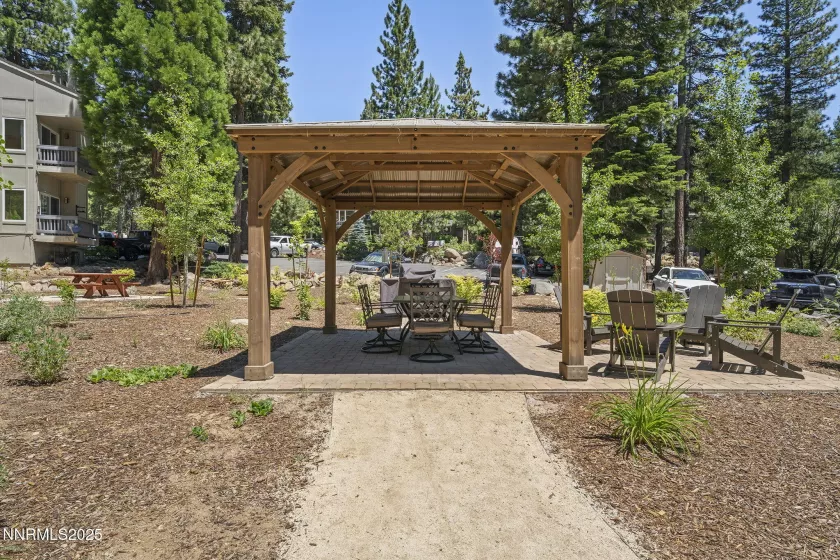 807 Alder, Incline Village, Nevada 89451, 3 Bedrooms Bedrooms, ,3 BathroomsBathrooms,Residential,Residential,Alder,250052518