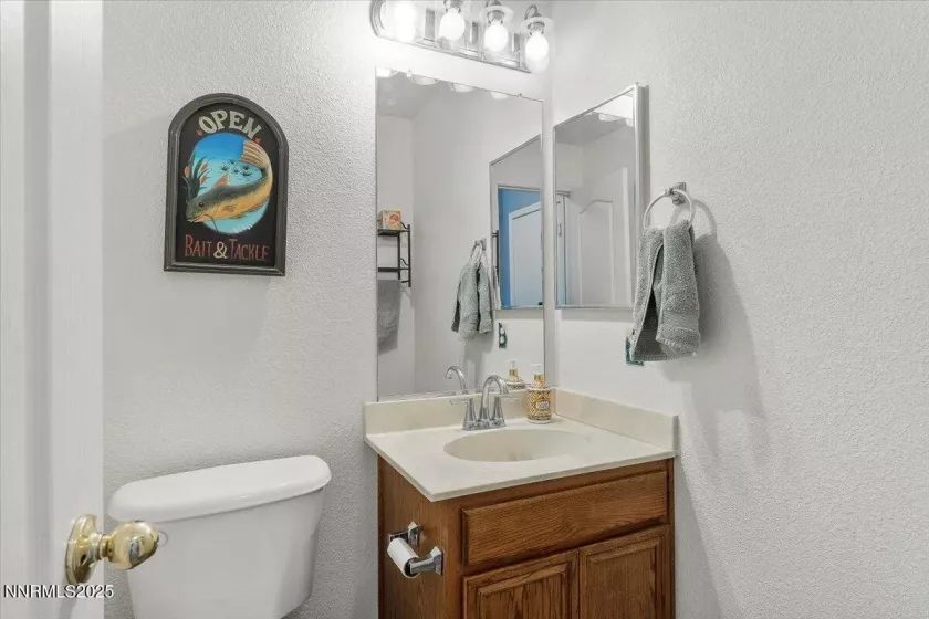 18324 Dustin, Reno, Nevada 89508, 5 Bedrooms Bedrooms, ,3 BathroomsBathrooms,Residential,Residential,Dustin,250052523