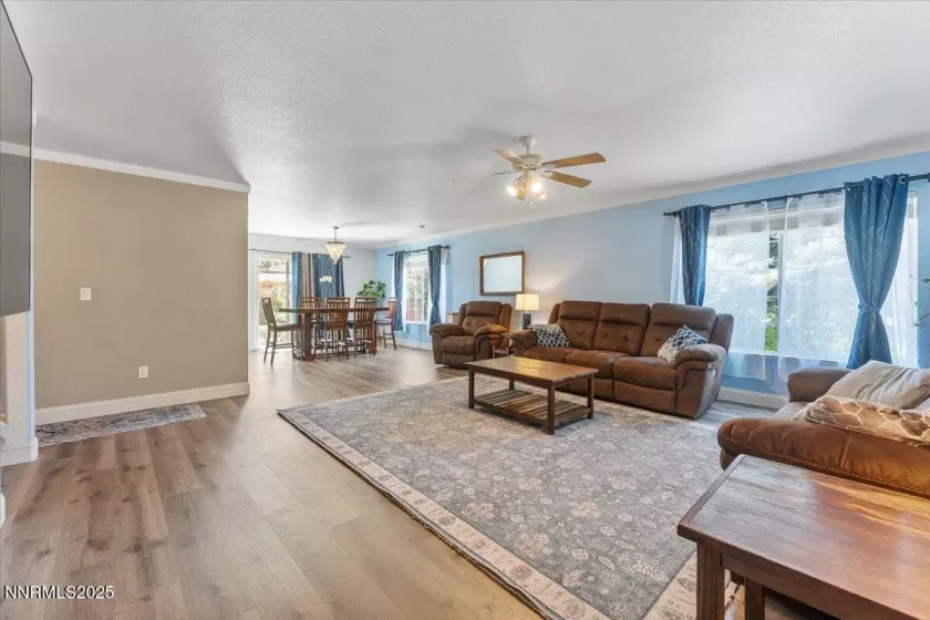 18324 Dustin, Reno, Nevada 89508, 5 Bedrooms Bedrooms, ,3 BathroomsBathrooms,Residential,Residential,Dustin,250052523