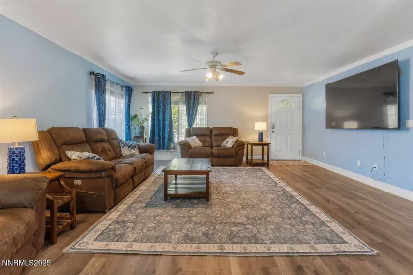 18324 Dustin, Reno, Nevada 89508, 5 Bedrooms Bedrooms, ,3 BathroomsBathrooms,Residential,Residential,Dustin,250052523