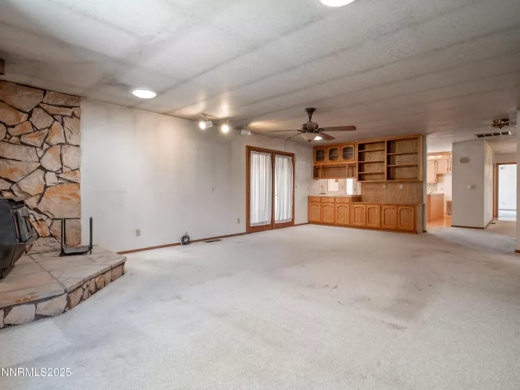 1561 Alba, Gardnerville, Nevada 89410, 4 Bedrooms Bedrooms, ,4 BathroomsBathrooms,Residential,Residential,Alba,250052522