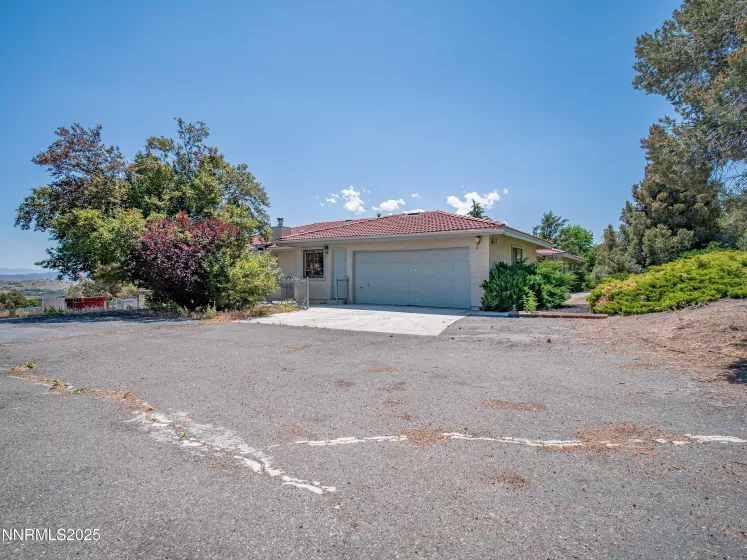 1561 Alba, Gardnerville, Nevada 89410, 4 Bedrooms Bedrooms, ,4 BathroomsBathrooms,Residential,Residential,Alba,250052522