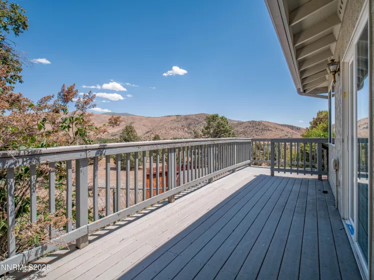 1561 Alba, Gardnerville, Nevada 89410, 4 Bedrooms Bedrooms, ,4 BathroomsBathrooms,Residential,Residential,Alba,250052522