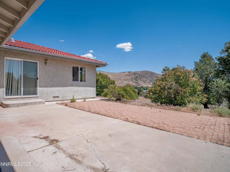 1561 Alba, Gardnerville, Nevada 89410, 4 Bedrooms Bedrooms, ,4 BathroomsBathrooms,Residential,Residential,Alba,250052522