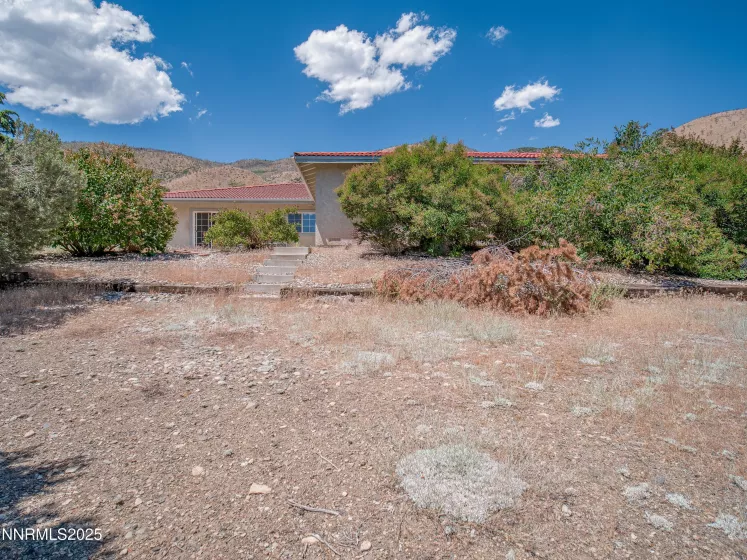 1561 Alba, Gardnerville, Nevada 89410, 4 Bedrooms Bedrooms, ,4 BathroomsBathrooms,Residential,Residential,Alba,250052522