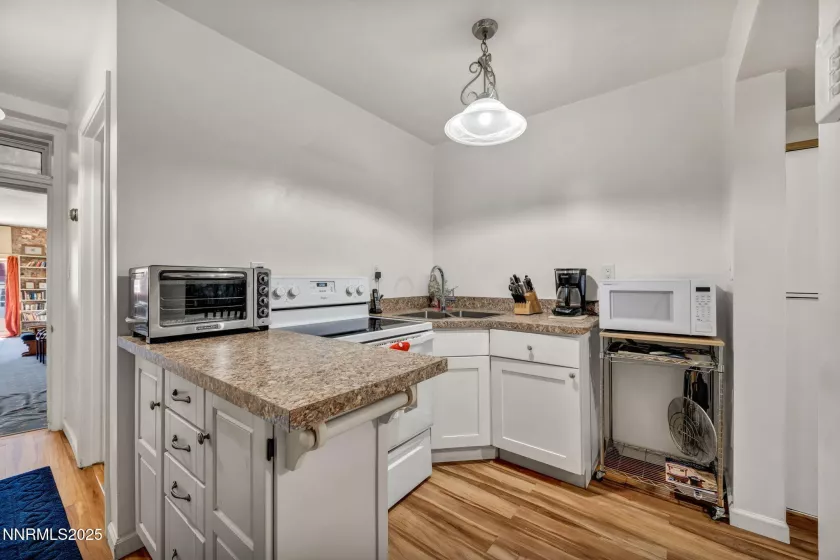 58 C, Virginia City, Nevada 89440, ,Commercial Sale,Residential,C,250052537