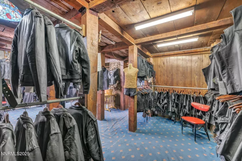 58 C, Virginia City, Nevada 89440, ,Commercial Sale,Residential,C,250052537