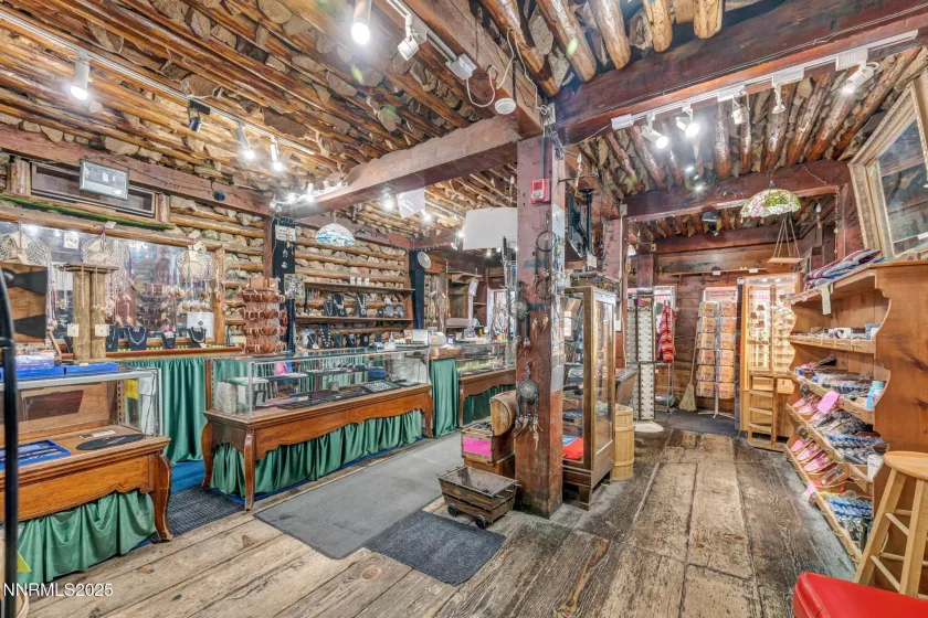 58 C, Virginia City, Nevada 89440, ,Commercial Sale,Residential,C,250052537