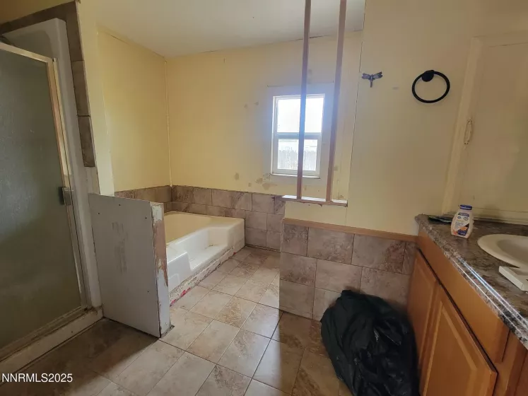 2735 Toiyabe, Silver Springs, Nevada 89429, 2 Bedrooms Bedrooms, ,2 BathroomsBathrooms,Residential,Residential,Toiyabe,250052538