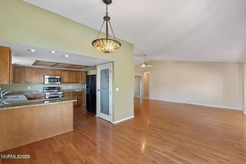 439 Beau, Sparks, Nevada 89436, 3 Bedrooms Bedrooms, ,3 BathroomsBathrooms,Residential Lease,Manufactured,Beau,250052545