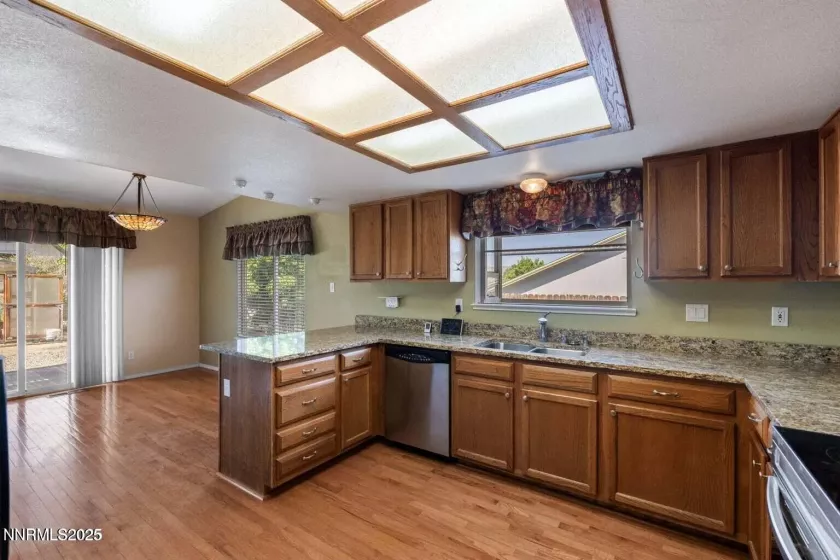 439 Beau, Sparks, Nevada 89436, 3 Bedrooms Bedrooms, ,3 BathroomsBathrooms,Residential Lease,Manufactured,Beau,250052545