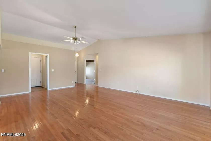 439 Beau, Sparks, Nevada 89436, 3 Bedrooms Bedrooms, ,3 BathroomsBathrooms,Residential Lease,Manufactured,Beau,250052545