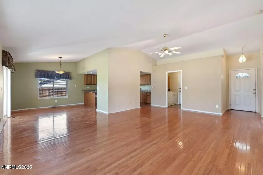 439 Beau, Sparks, Nevada 89436, 3 Bedrooms Bedrooms, ,3 BathroomsBathrooms,Residential Lease,Manufactured,Beau,250052545