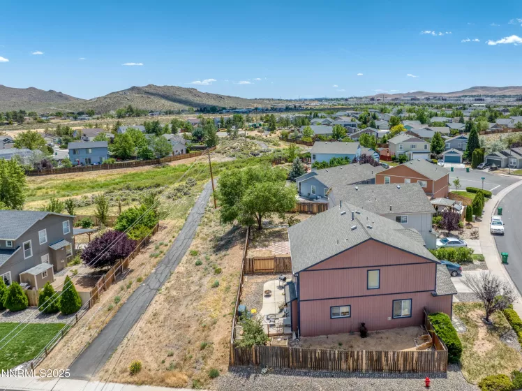 9698 Canyon Meadows, Reno, Nevada 89506, 5 Bedrooms Bedrooms, ,3 BathroomsBathrooms,Residential,Residential,Canyon Meadows,250052566