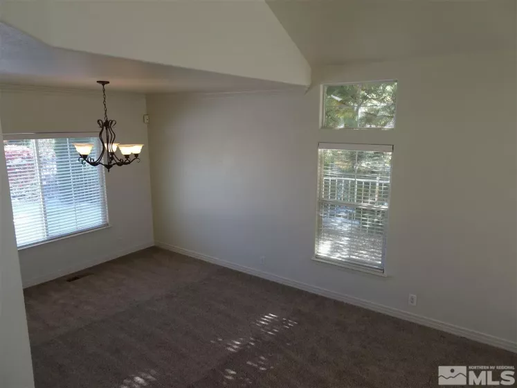 7021 Heatherwood, Reno, Nevada 89523, 5 Bedrooms Bedrooms, ,3 BathroomsBathrooms,Residential Lease,Manufactured,Heatherwood,250052572
