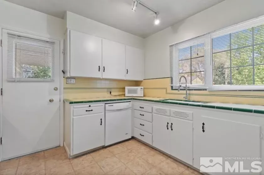 1530 Allen, Reno, Nevada 89509, 2 Bedrooms Bedrooms, ,2 BathroomsBathrooms,Residential Lease,Manufactured,Allen,250052573