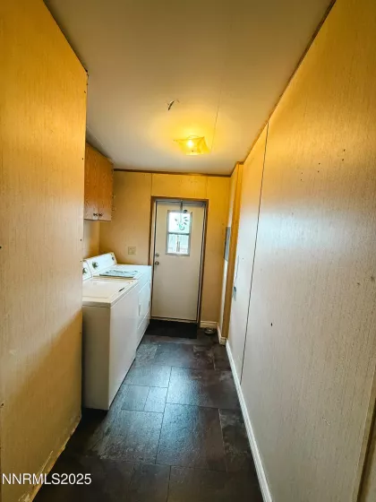 102 Manhattan, Battle Mountain, Nevada 89820, 3 Bedrooms Bedrooms, ,2 BathroomsBathrooms,Residential,Residential,Manhattan,250052574