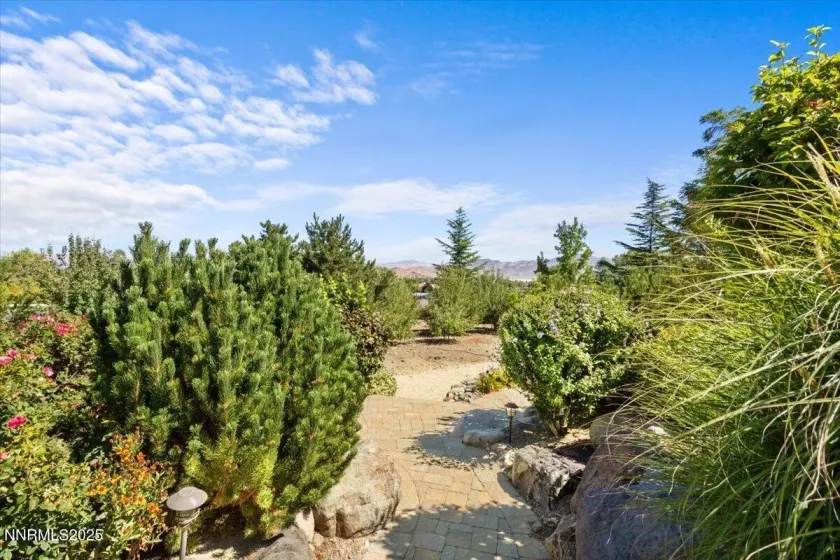 1555 Boulder Field, Reno, Nevada 89511, 4 Bedrooms Bedrooms, ,5 BathroomsBathrooms,Residential,Residential,Boulder Field,250052576