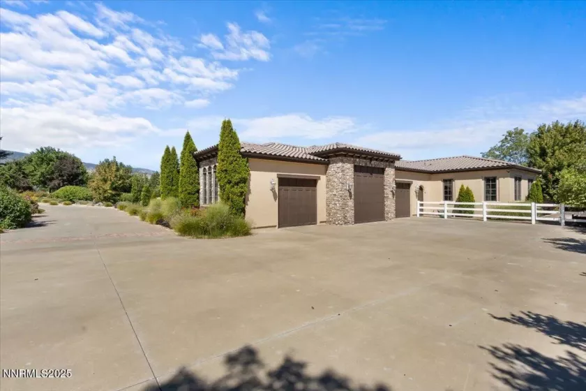 1555 Boulder Field, Reno, Nevada 89511, 4 Bedrooms Bedrooms, ,5 BathroomsBathrooms,Residential,Residential,Boulder Field,250052576