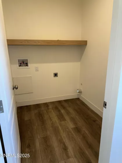 3030 Cougar, Silver Springs, Nevada 89429, 5 Bedrooms Bedrooms, ,2 BathroomsBathrooms,Residential,Residential,Cougar,250052577