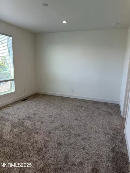 3030 Cougar, Silver Springs, Nevada 89429, 5 Bedrooms Bedrooms, ,2 BathroomsBathrooms,Residential,Residential,Cougar,250052577
