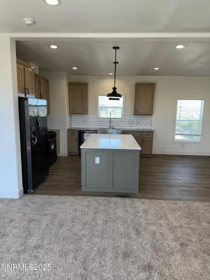 3030 Cougar, Silver Springs, Nevada 89429, 5 Bedrooms Bedrooms, ,2 BathroomsBathrooms,Residential,Residential,Cougar,250052577