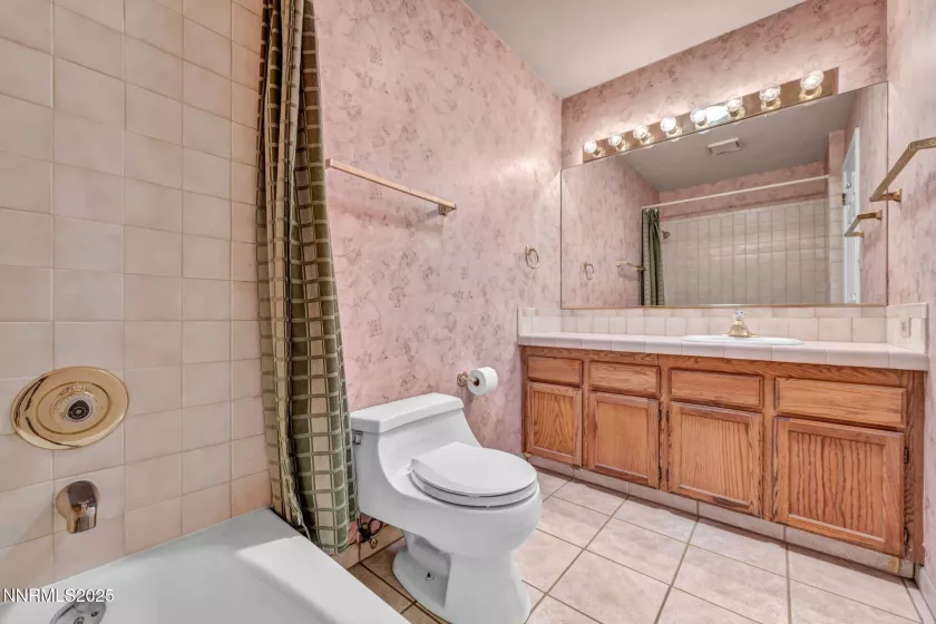 3582 Hemlock, Reno, Nevada 89509, 3 Bedrooms Bedrooms, ,2 BathroomsBathrooms,Residential,Residential,Hemlock,250052578