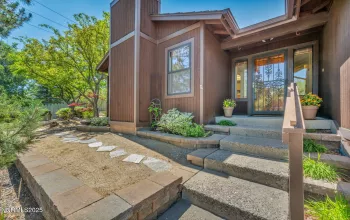 3582 Hemlock, Reno, Nevada 89509, 3 Bedrooms Bedrooms, ,2 BathroomsBathrooms,Residential,Residential,Hemlock,250052578