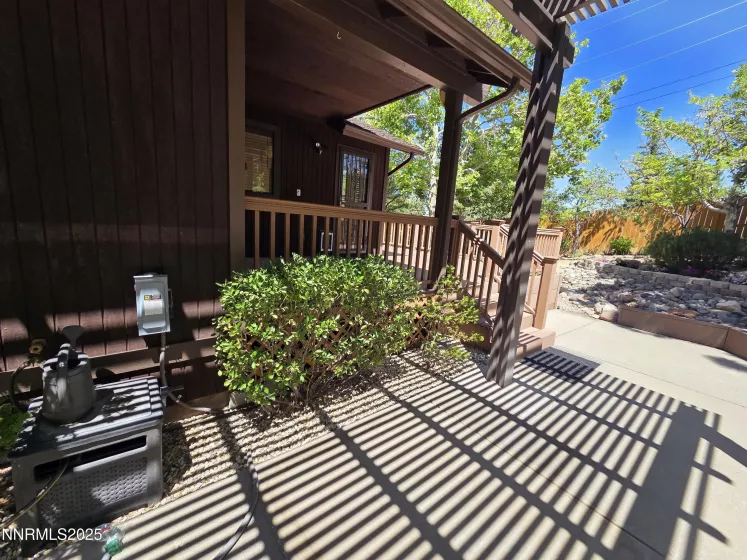 3582 Hemlock, Reno, Nevada 89509, 3 Bedrooms Bedrooms, ,2 BathroomsBathrooms,Residential,Residential,Hemlock,250052578