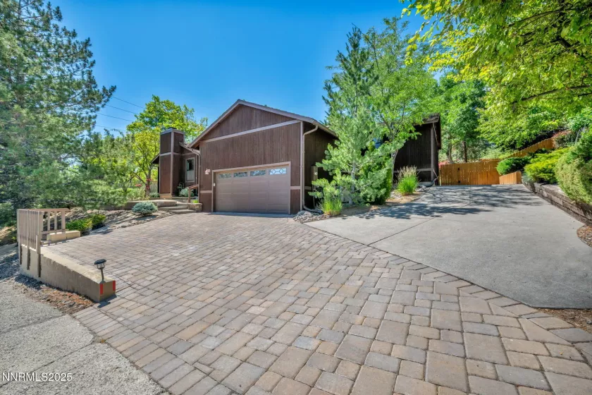 3582 Hemlock, Reno, Nevada 89509, 3 Bedrooms Bedrooms, ,2 BathroomsBathrooms,Residential,Residential,Hemlock,250052578