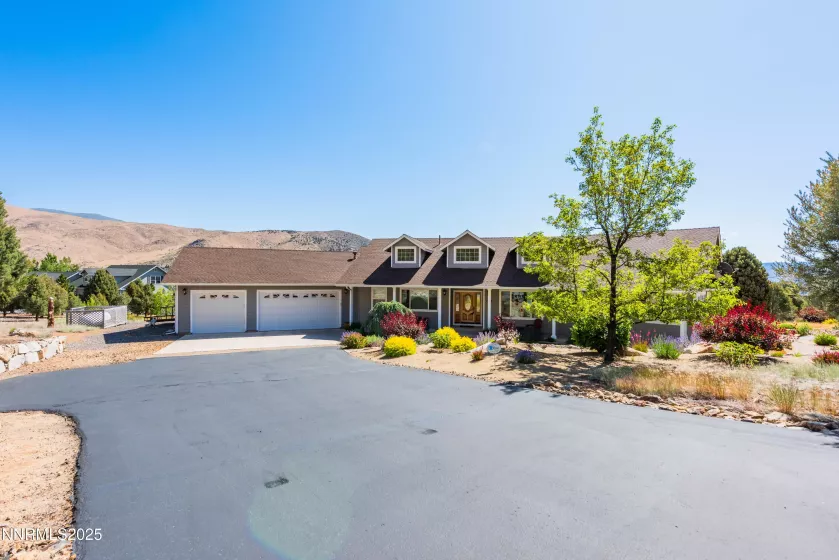 1533 Alba, Gardnerville, Nevada 89410, 4 Bedrooms Bedrooms, ,3 BathroomsBathrooms,Residential,Residential,Alba,250052579