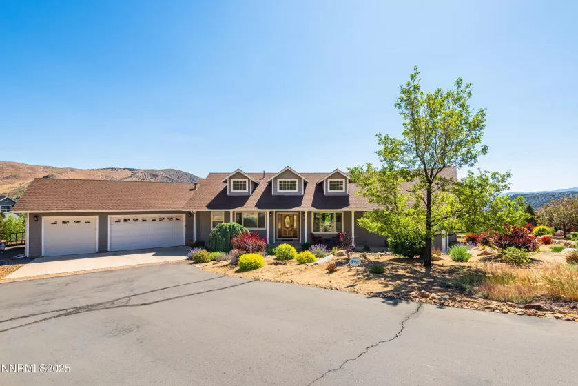 1533 Alba, Gardnerville, Nevada 89410, 4 Bedrooms Bedrooms, ,3 BathroomsBathrooms,Residential,Residential,Alba,250052579