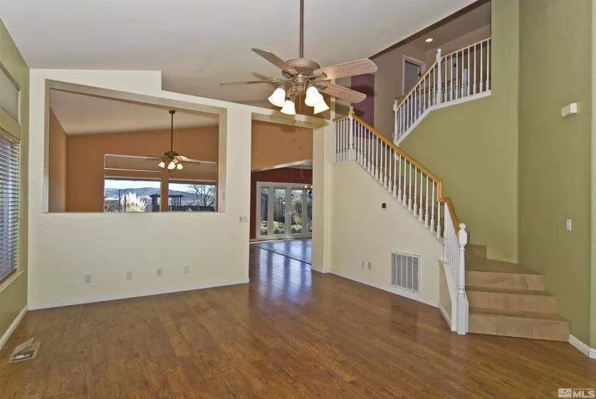 925 Sauvignon, Reno, Nevada 89506, 4 Bedrooms Bedrooms, ,3 BathroomsBathrooms,Residential,Residential,Sauvignon,250005158