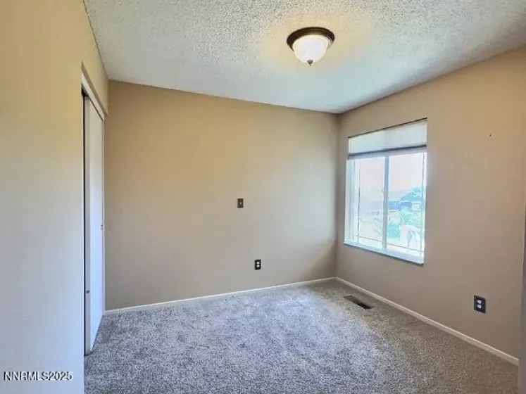 8425 Corrigan, Reno, Nevada 89506, 4 Bedrooms Bedrooms, ,2 BathroomsBathrooms,Residential,Residential,Corrigan,250052586
