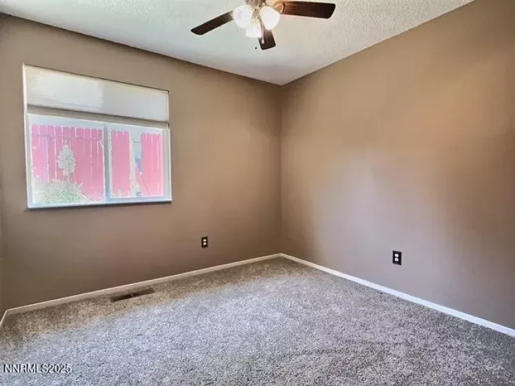 8425 Corrigan, Reno, Nevada 89506, 4 Bedrooms Bedrooms, ,2 BathroomsBathrooms,Residential,Residential,Corrigan,250052586