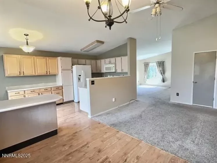 8425 Corrigan, Reno, Nevada 89506, 4 Bedrooms Bedrooms, ,2 BathroomsBathrooms,Residential,Residential,Corrigan,250052586