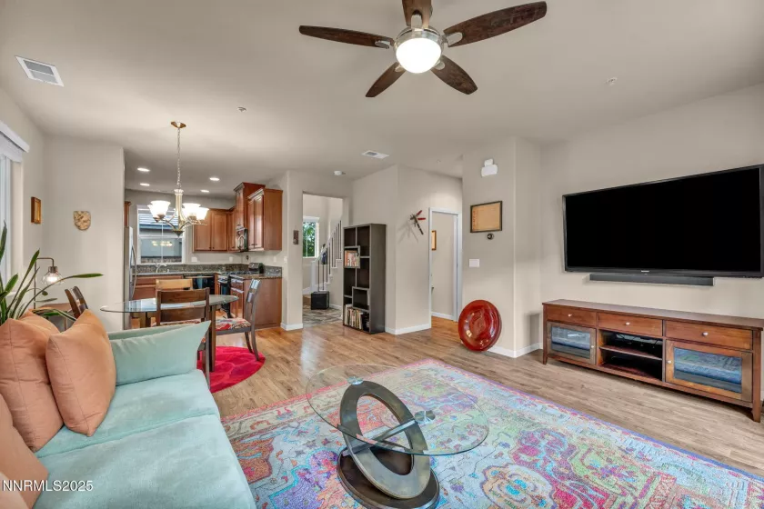 6775 Russian Thistle, Sparks, Nevada 89436, 3 Bedrooms Bedrooms, ,3 BathroomsBathrooms,Residential,Residential,Russian Thistle,250052587