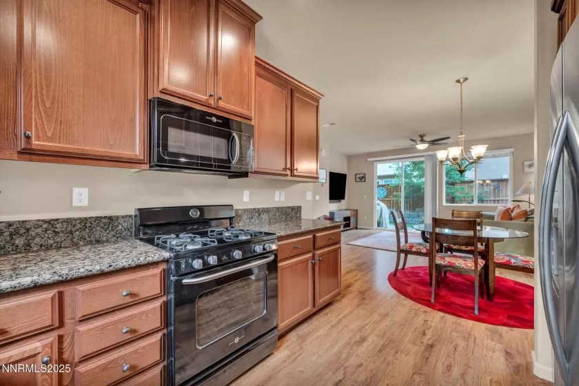 6775 Russian Thistle, Sparks, Nevada 89436, 3 Bedrooms Bedrooms, ,3 BathroomsBathrooms,Residential,Residential,Russian Thistle,250052587