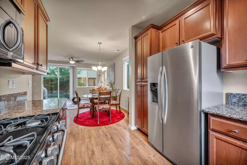 6775 Russian Thistle, Sparks, Nevada 89436, 3 Bedrooms Bedrooms, ,3 BathroomsBathrooms,Residential,Residential,Russian Thistle,250052587